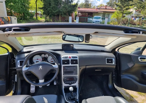 Peugeot 307 CC cena 14800 przebieg: 200000, rok produkcji 2004 z Poznań małe 121